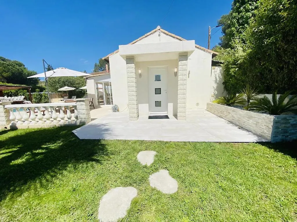 Villa Fg Mougins 0*,  France